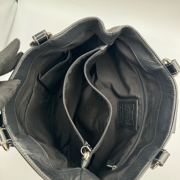 Vintage Coach Soho Black Signature Jacquard Shoulder Bag | Good Used Condition - Picture 16 of 16